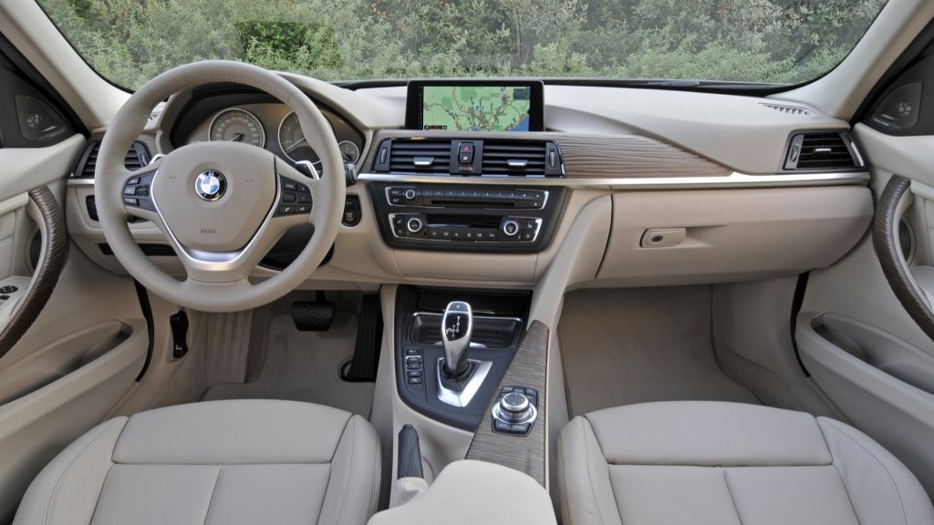 Indoor photo of a rental car with automatic transmission