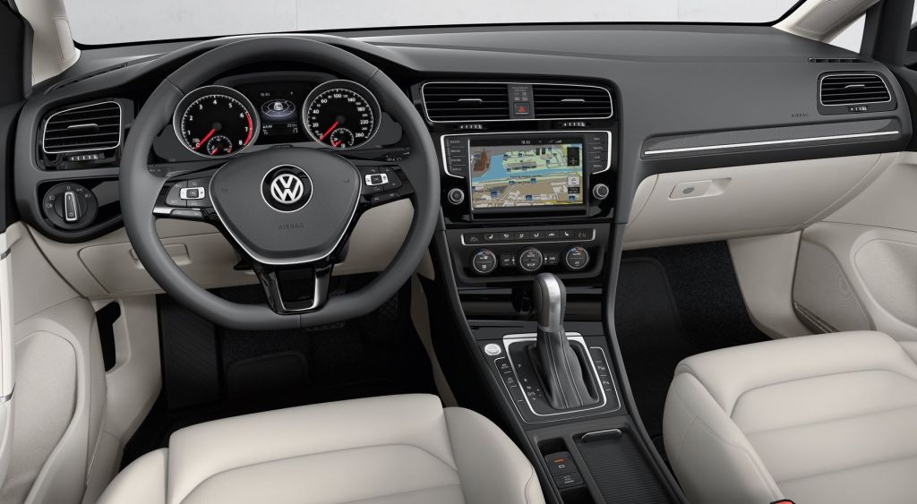 Volkswagen – Golf 7 – Eurocar Rentals